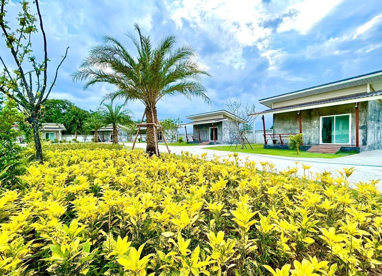 Farm View Resort @Uthai Thani ฟาร์มวิว รีสอร์ท อุทัยธานี Nong Khayang Luaran gambar